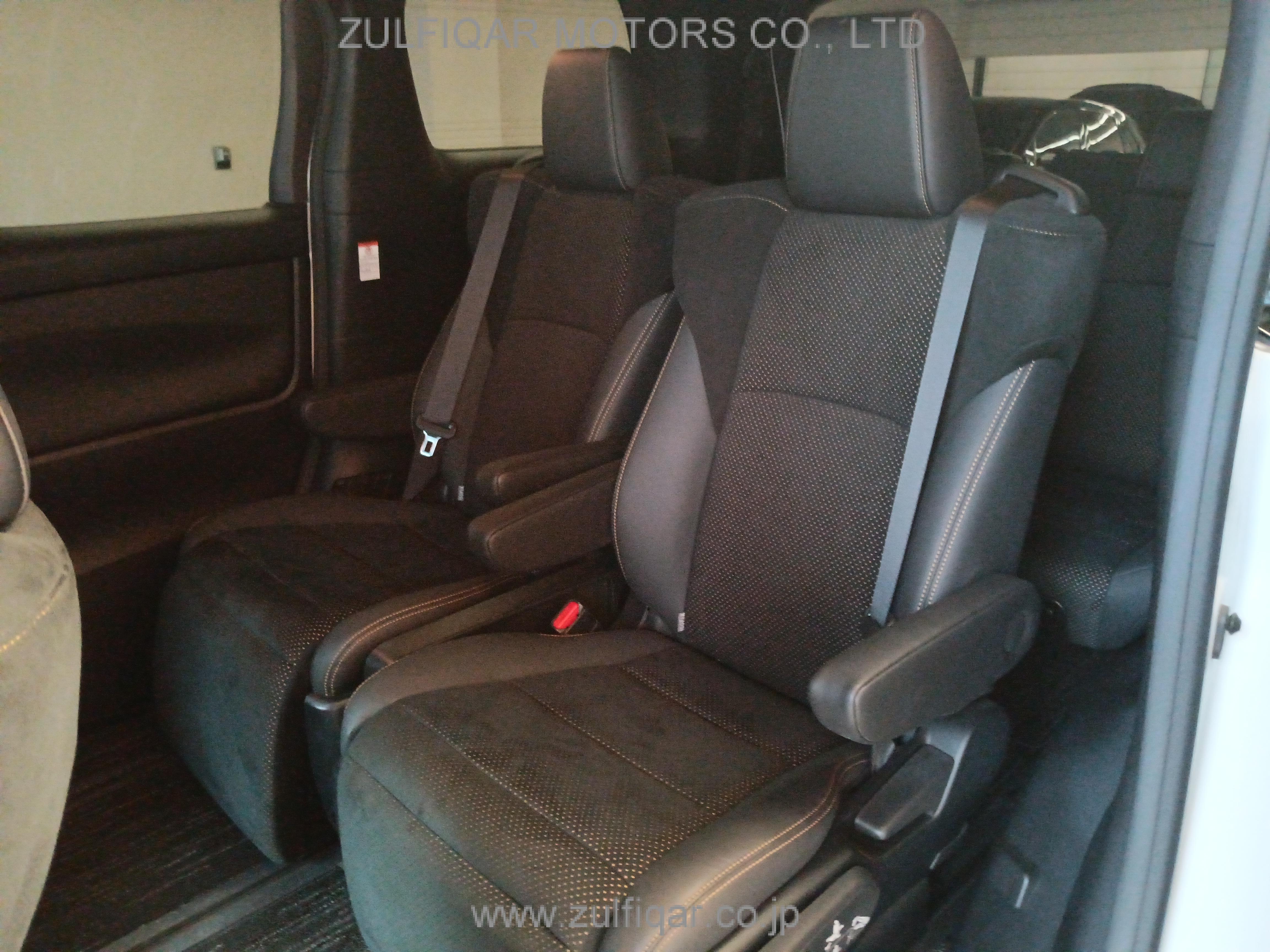 TOYOTA ALPHARD 2020 Image 33