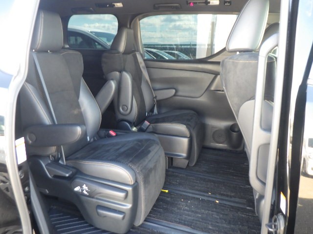 TOYOTA ALPHARD 2020 Image 19