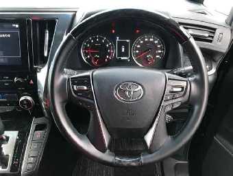 TOYOTA ALPHARD 2020 Image 7