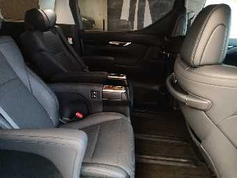 LEXUS LM350 2021 Image 25
