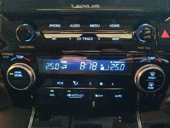 LEXUS LM350 2021 Image 39