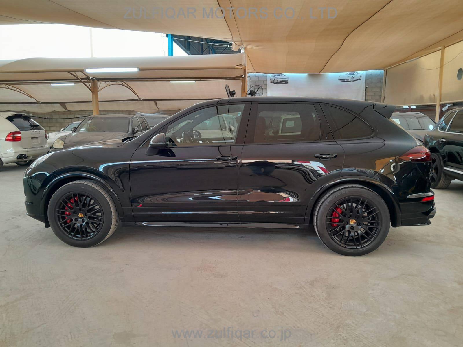 PORSCHE CAYENNE 2015 Image 5