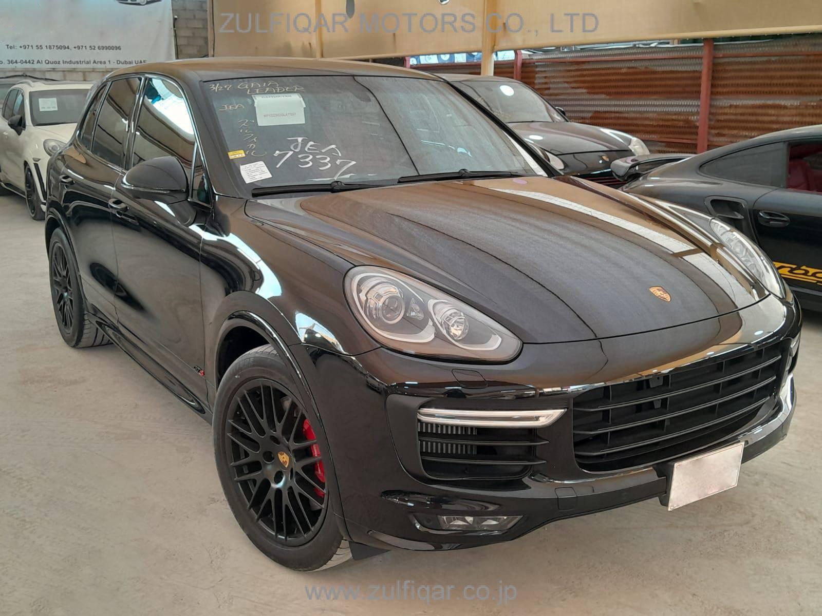 PORSCHE CAYENNE 2015 Image 7