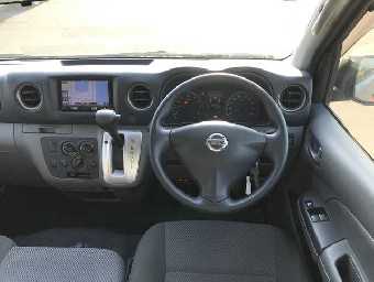 NISSAN NV350 CARAVAN 2016 Image 16