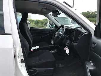 TOYOTA PROBOX 2018 Image 12