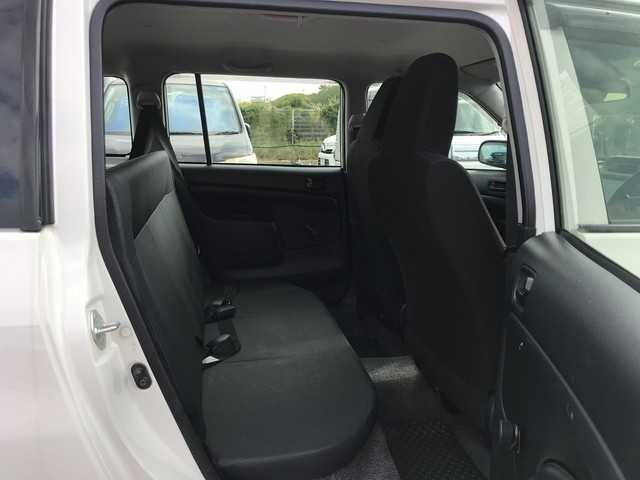 TOYOTA PROBOX 2018 Image 19