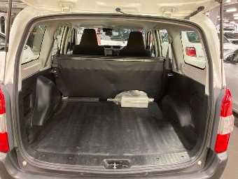 TOYOTA PROBOX 2018 Image 9