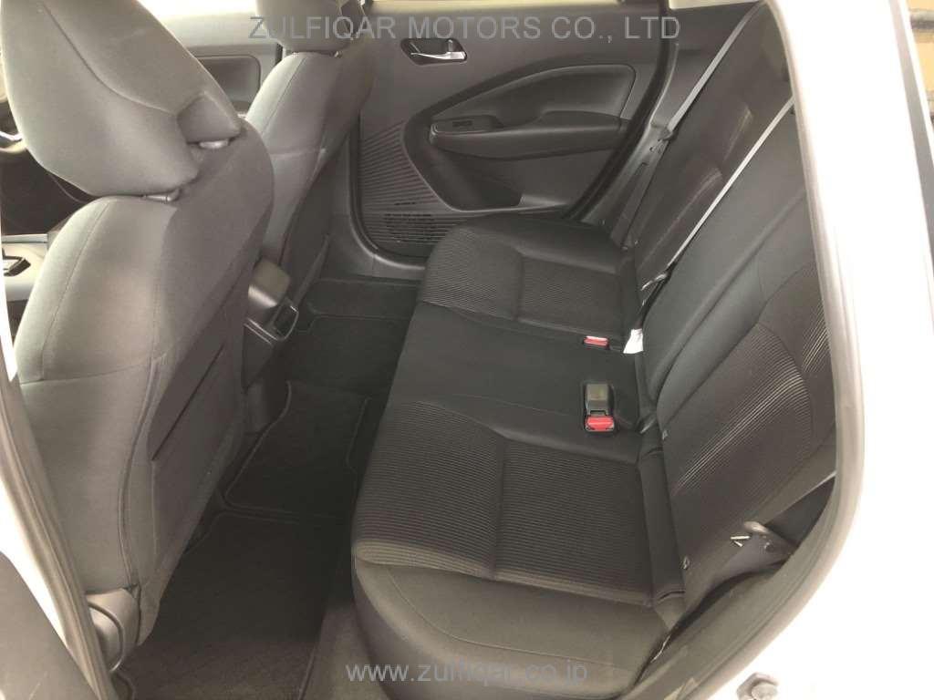 NISSAN NOTE 2021 Image 8