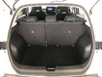 NISSAN NOTE 2021 Image 9