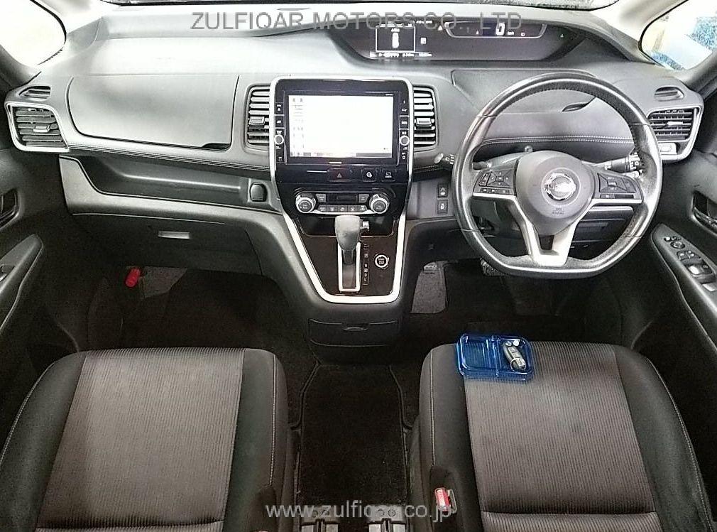 NISSAN SERENA 2017 Image 3