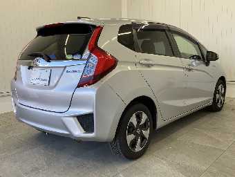 HONDA FIT HYBRID 2016 Image 2