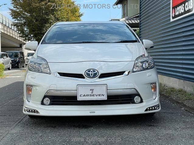 TOYOTA PRIUS PHV 2015 Image 2