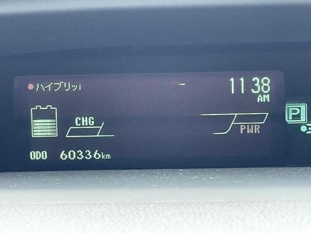 TOYOTA PRIUS PHV 2015 Image 28