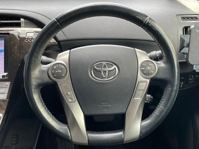 TOYOTA PRIUS PHV 2015 Image 32
