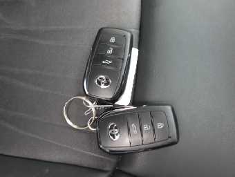 TOYOTA HARRIER 2021 Image 9