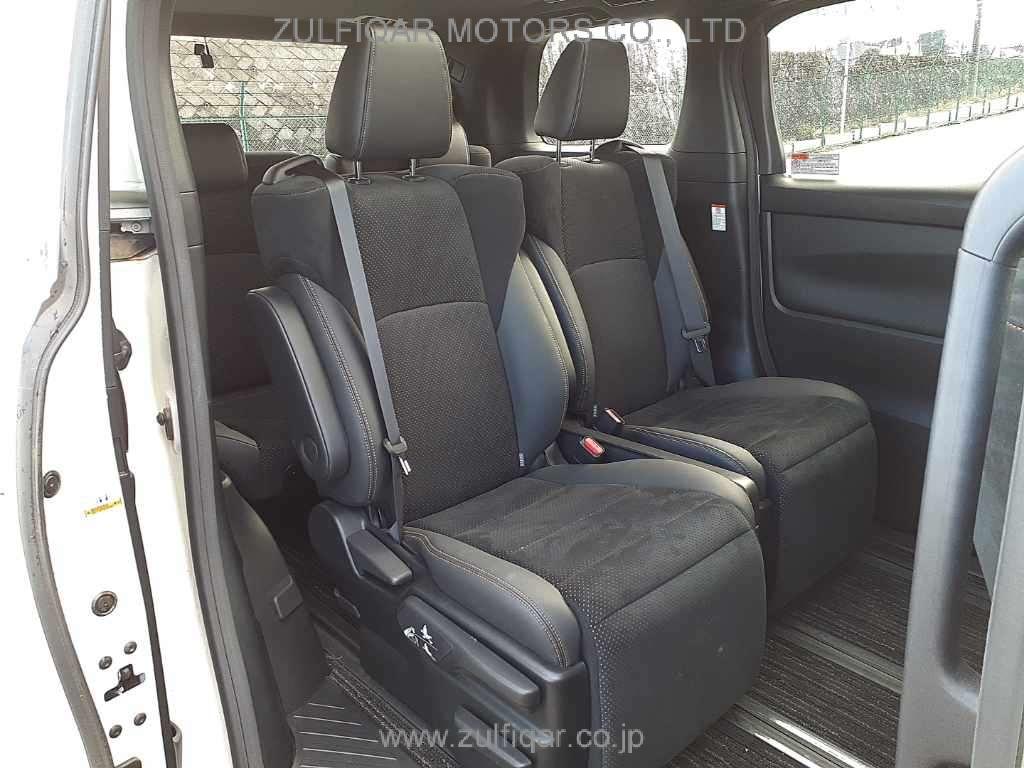 TOYOTA ALPHARD 2021 Image 10