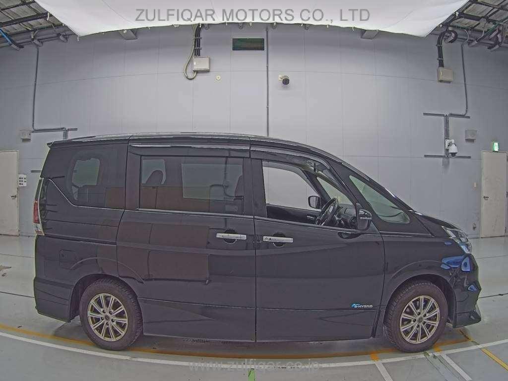 NISSAN SERENA 2016 Image 3