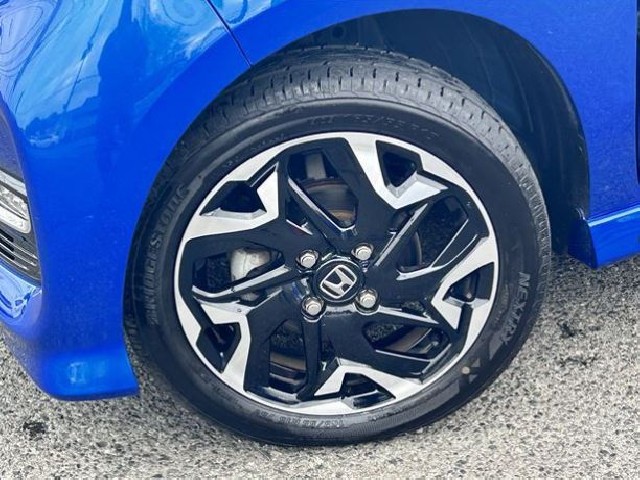 HONDA N-BOX CUSTOM 2019 Image 32