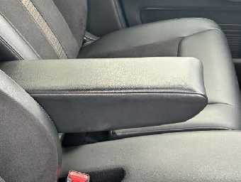 HONDA N-BOX CUSTOM 2019 Image 30