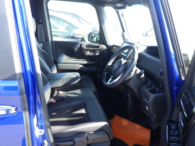 HONDA N-BOX CUSTOM 2019 Image 39