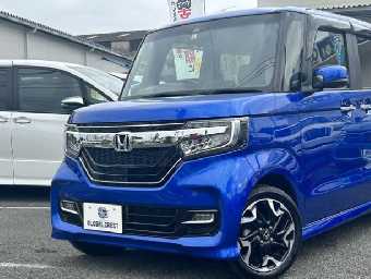 HONDA N-BOX CUSTOM 2019 Image 5