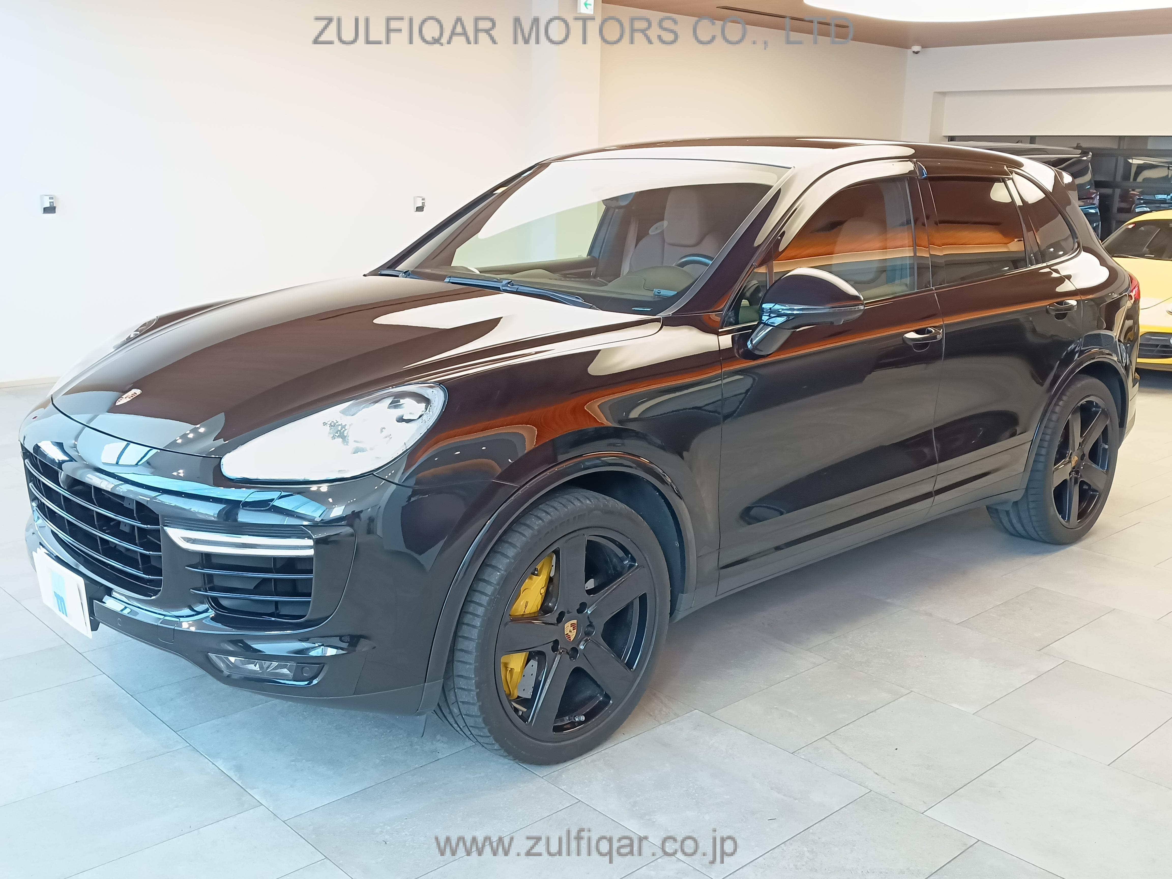 PORSCHE CAYENNE 2017 Image 1