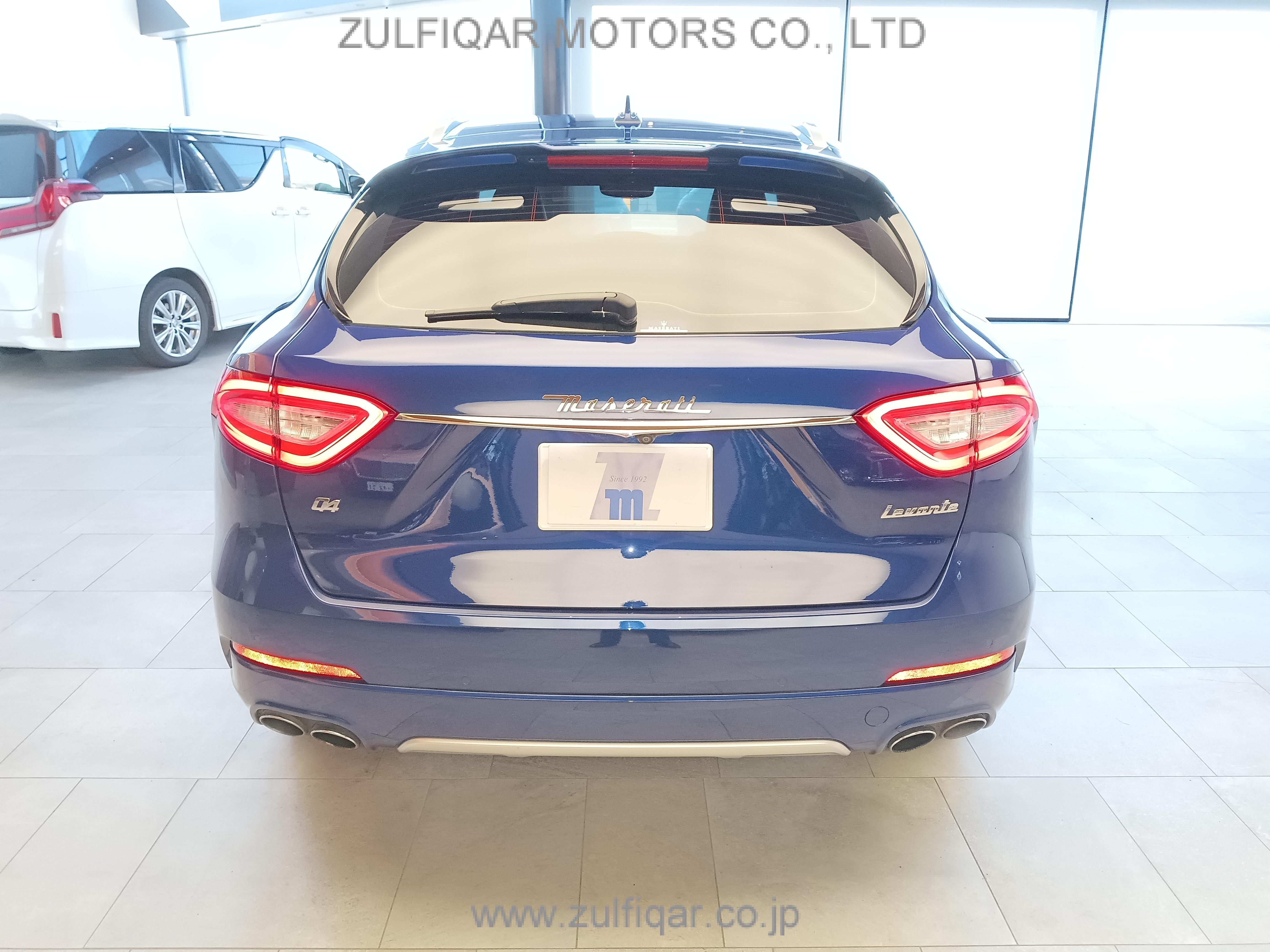 MASERATI LEVANTE 2017 Image 8