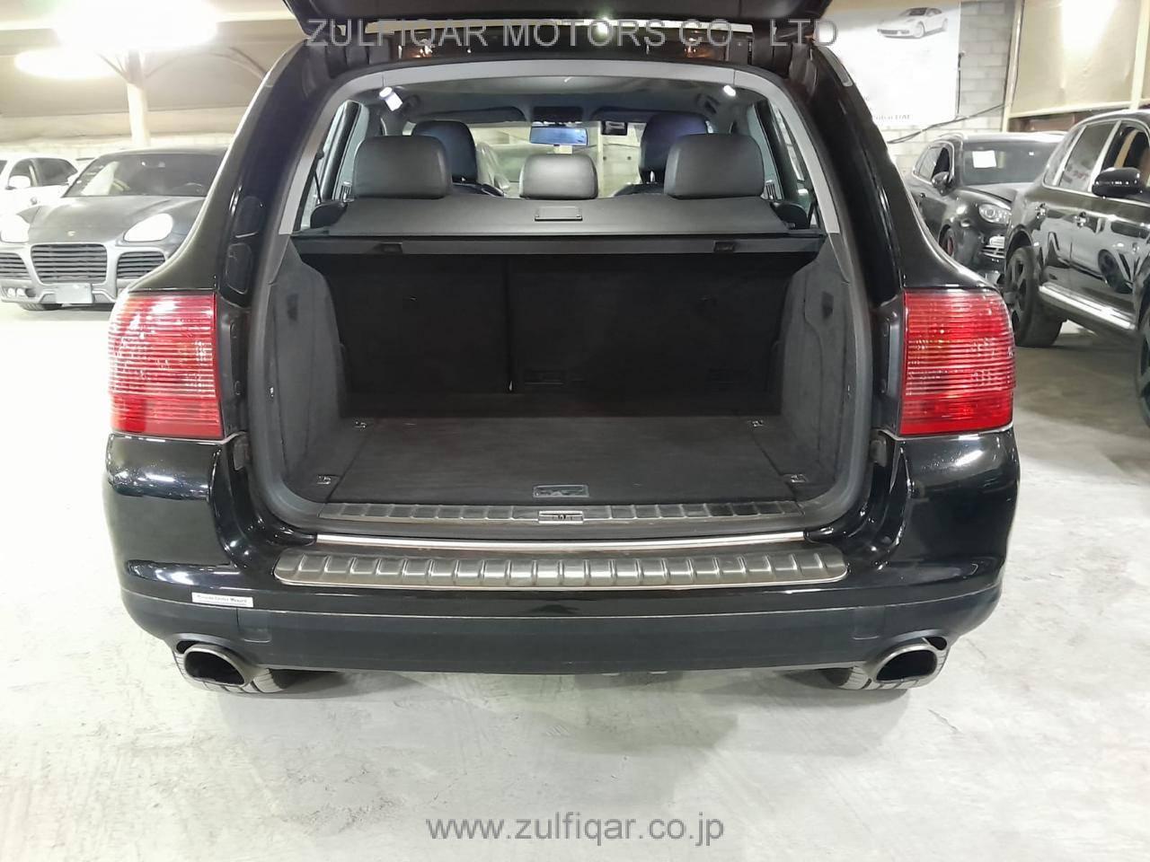 PORSCHE CAYENNE 2005 Image 12