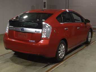 TOYOTA PRIUS PHV 2015 Image 2