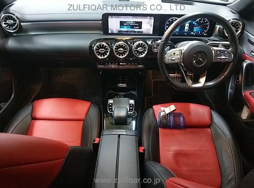 MERCEDES BENZ A CLASS SEDAN 2021 Image 3