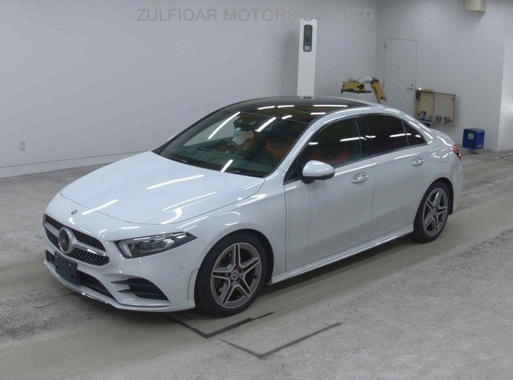 MERCEDES BENZ A CLASS SEDAN 2021 Image 4