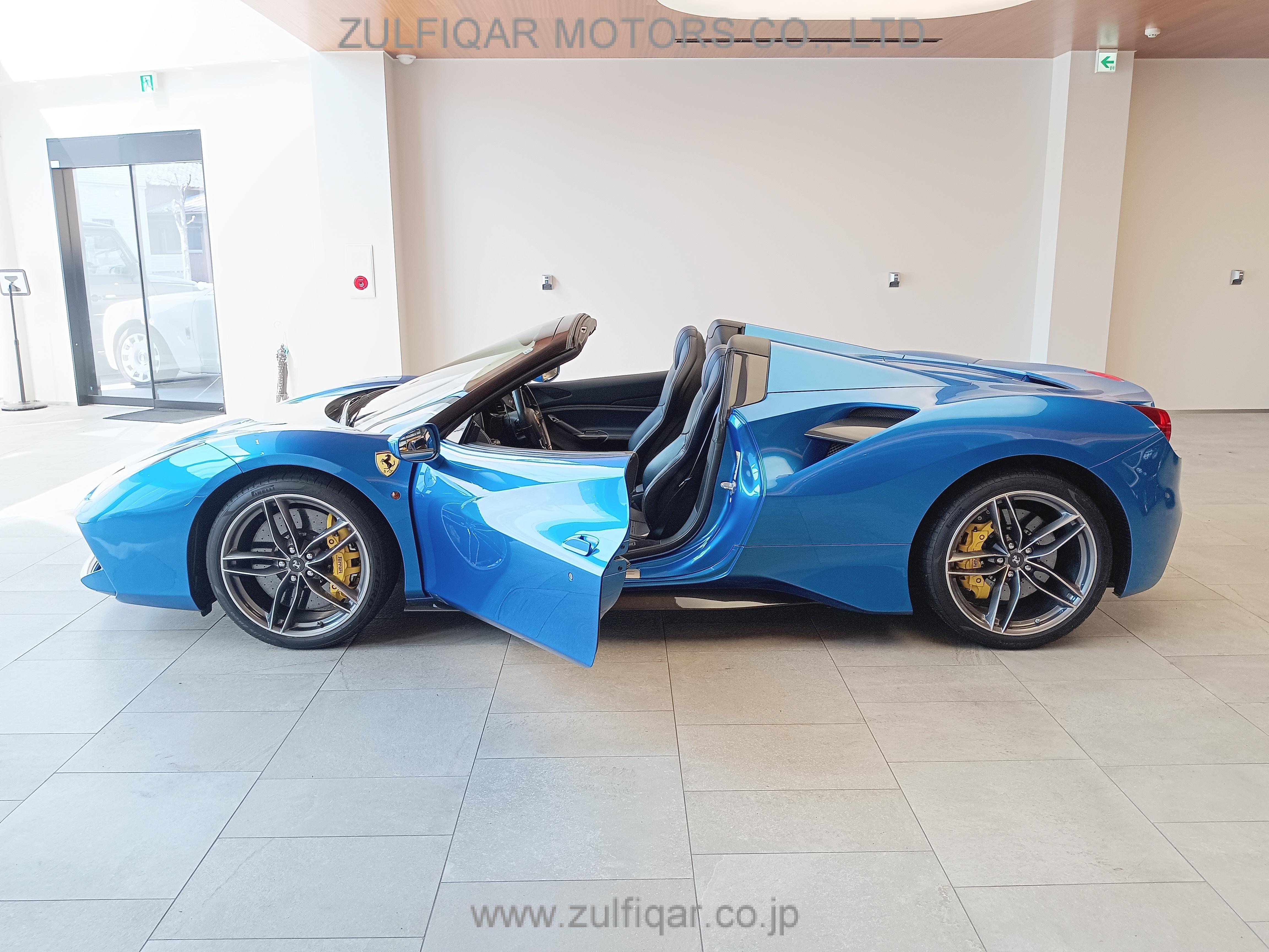 FERRARI 488 SPIDER 2016 Image 12