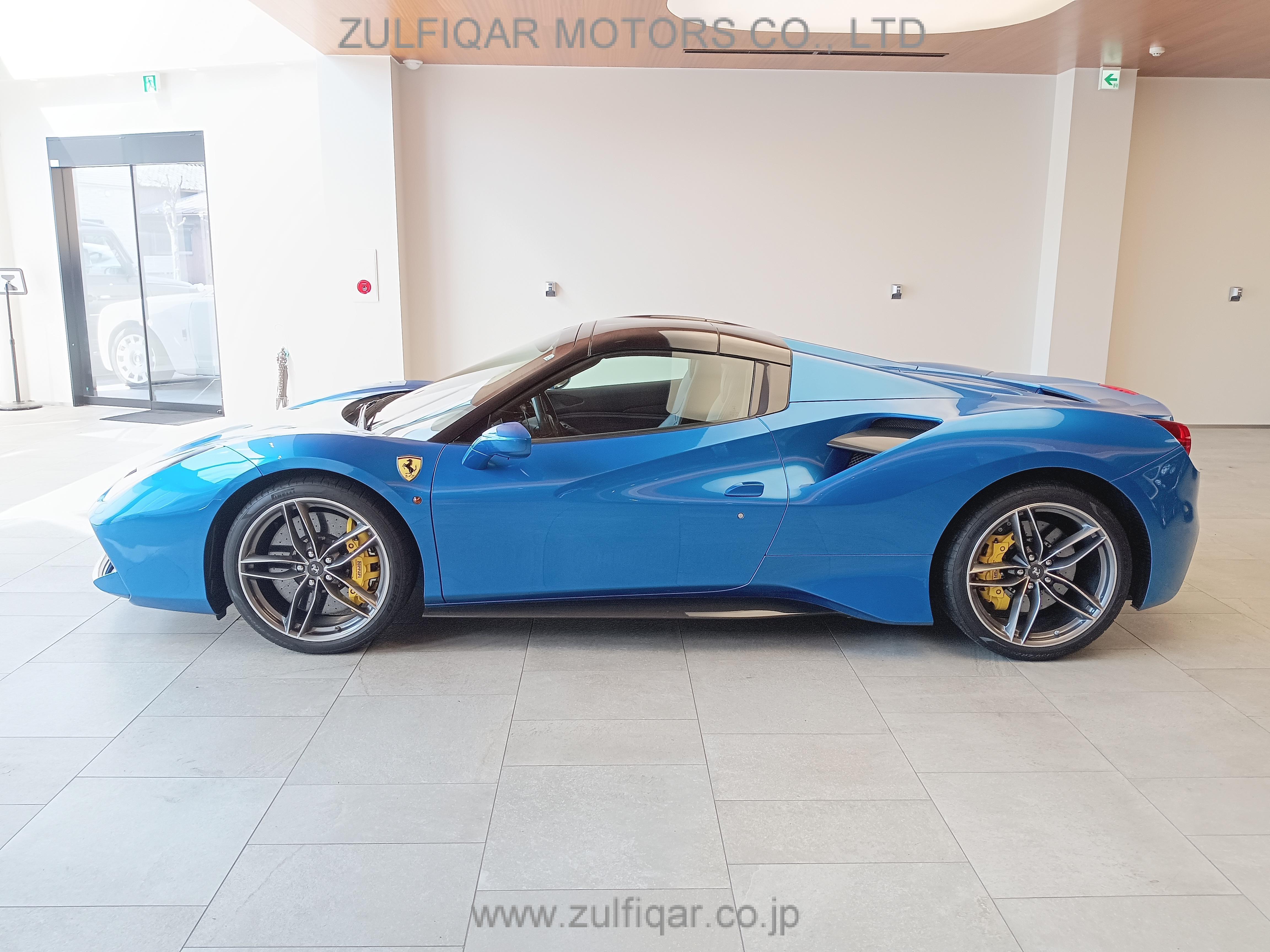 FERRARI 488 SPIDER 2016 Image 19