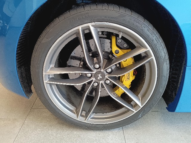 FERRARI 488 SPIDER 2016 Image 29