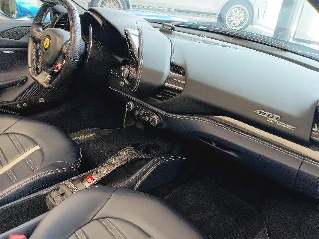 FERRARI 488 SPIDER 2016 Image 35