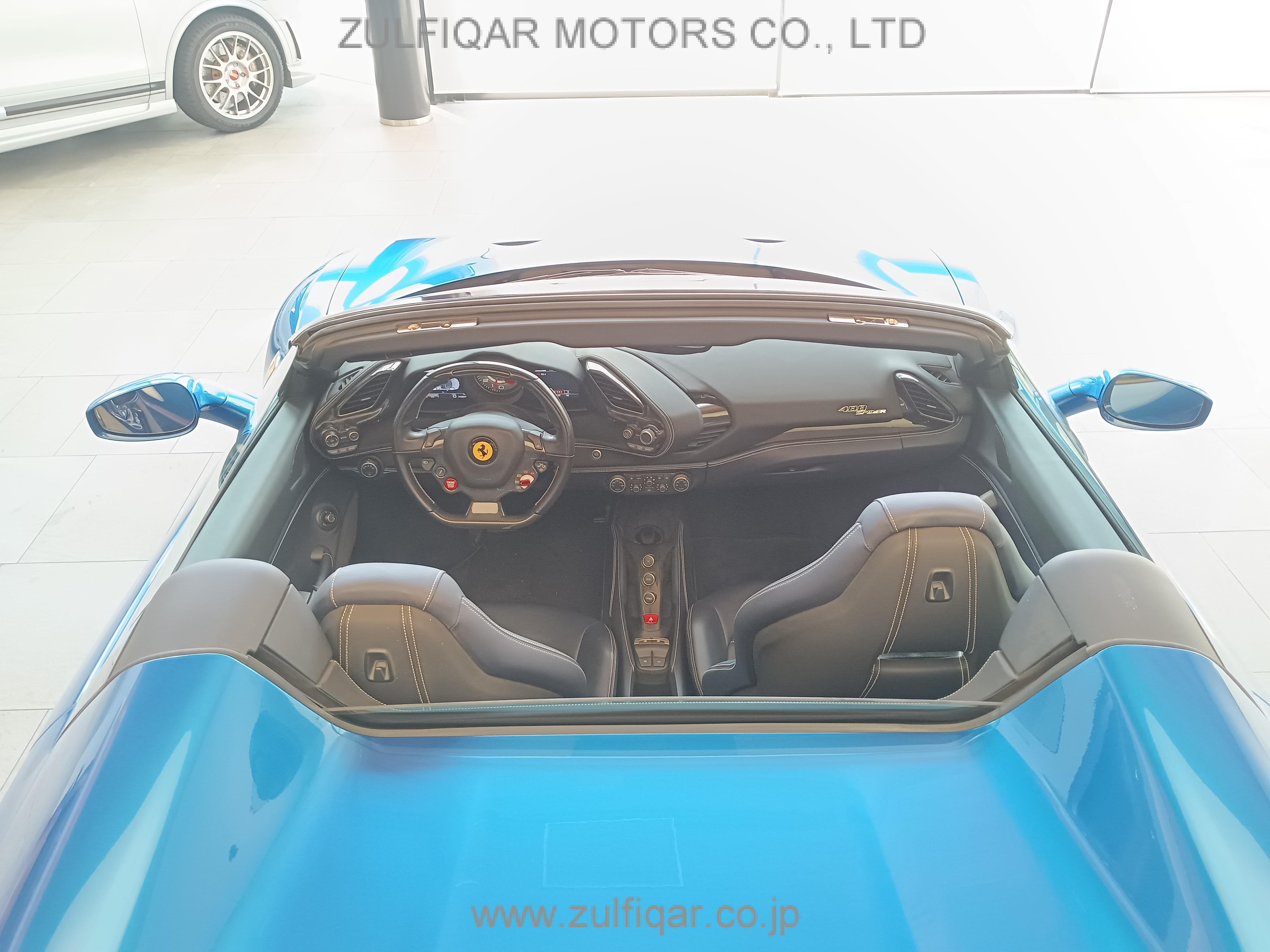 FERRARI 488 SPIDER 2016 Image 38