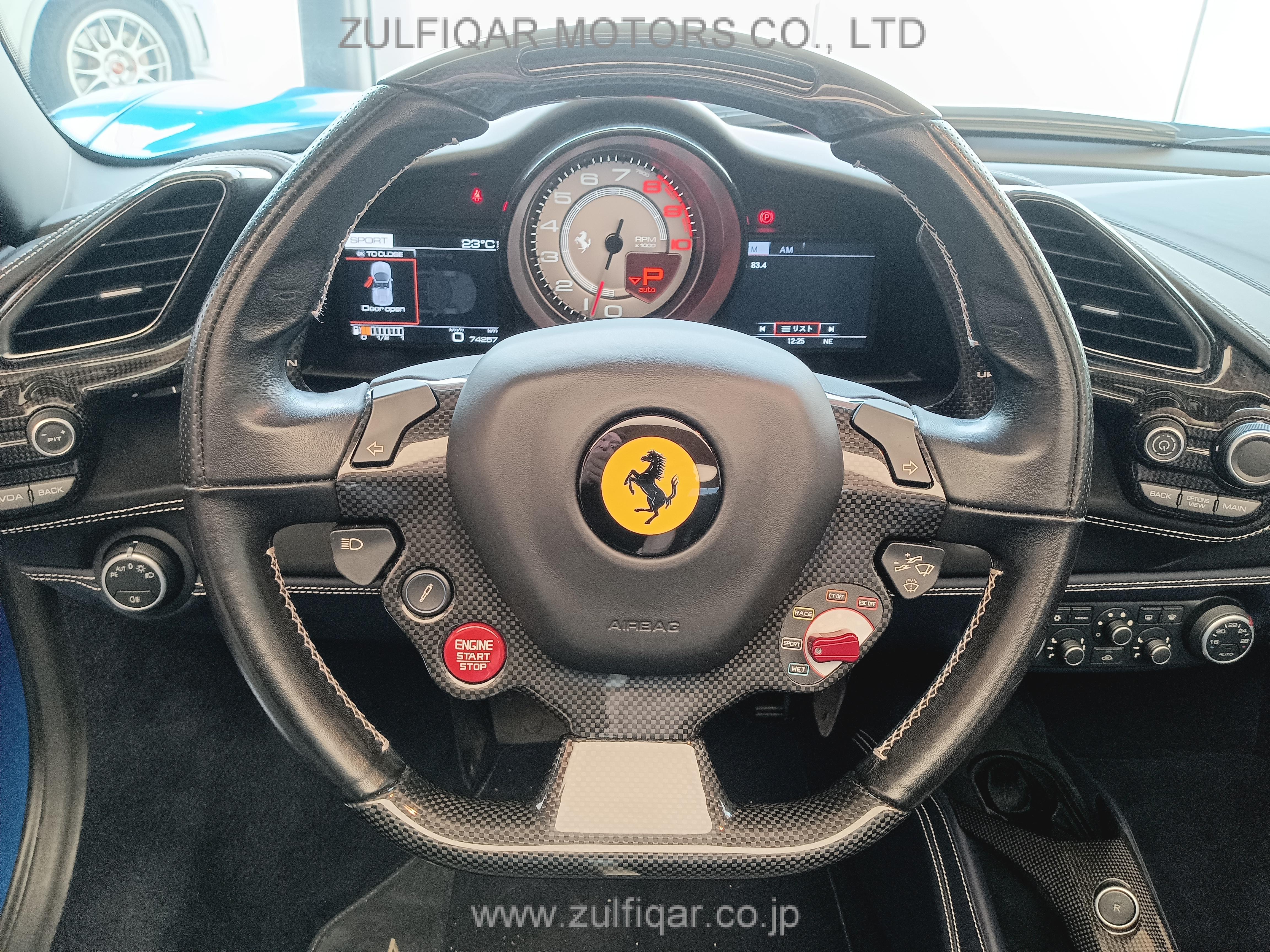 FERRARI 488 SPIDER 2016 Image 39