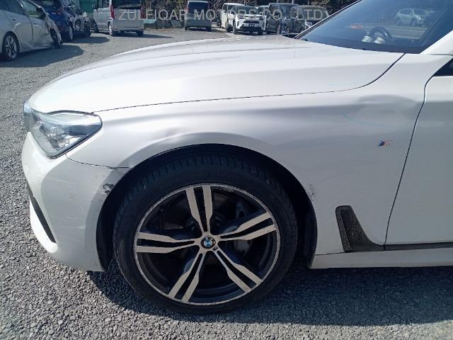 BMW 7 SERIES 2016 Image 12