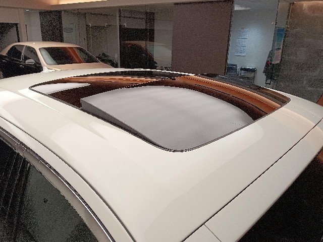 ROLLS ROYCE GHOST 2012 Image 21