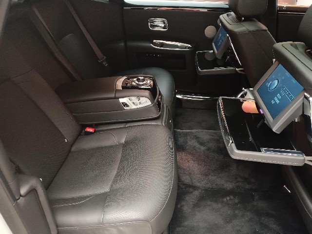 ROLLS ROYCE GHOST 2012 Image 56