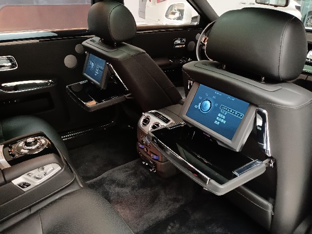 ROLLS ROYCE GHOST 2012 Image 58