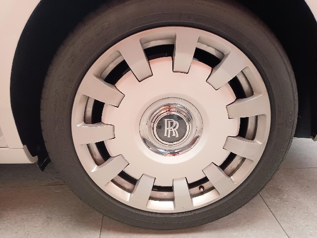 ROLLS ROYCE GHOST 2012 Image 63