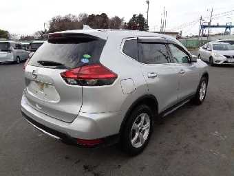 NISSAN X-TRAIL 2019 Image 2