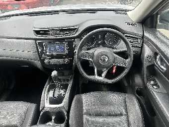 NISSAN X-TRAIL 2019 Image 12