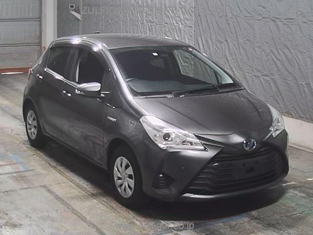 TOYOTA VITZ 2019 Image 7