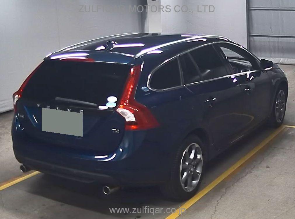 VOLVO V60 2012 Image 5