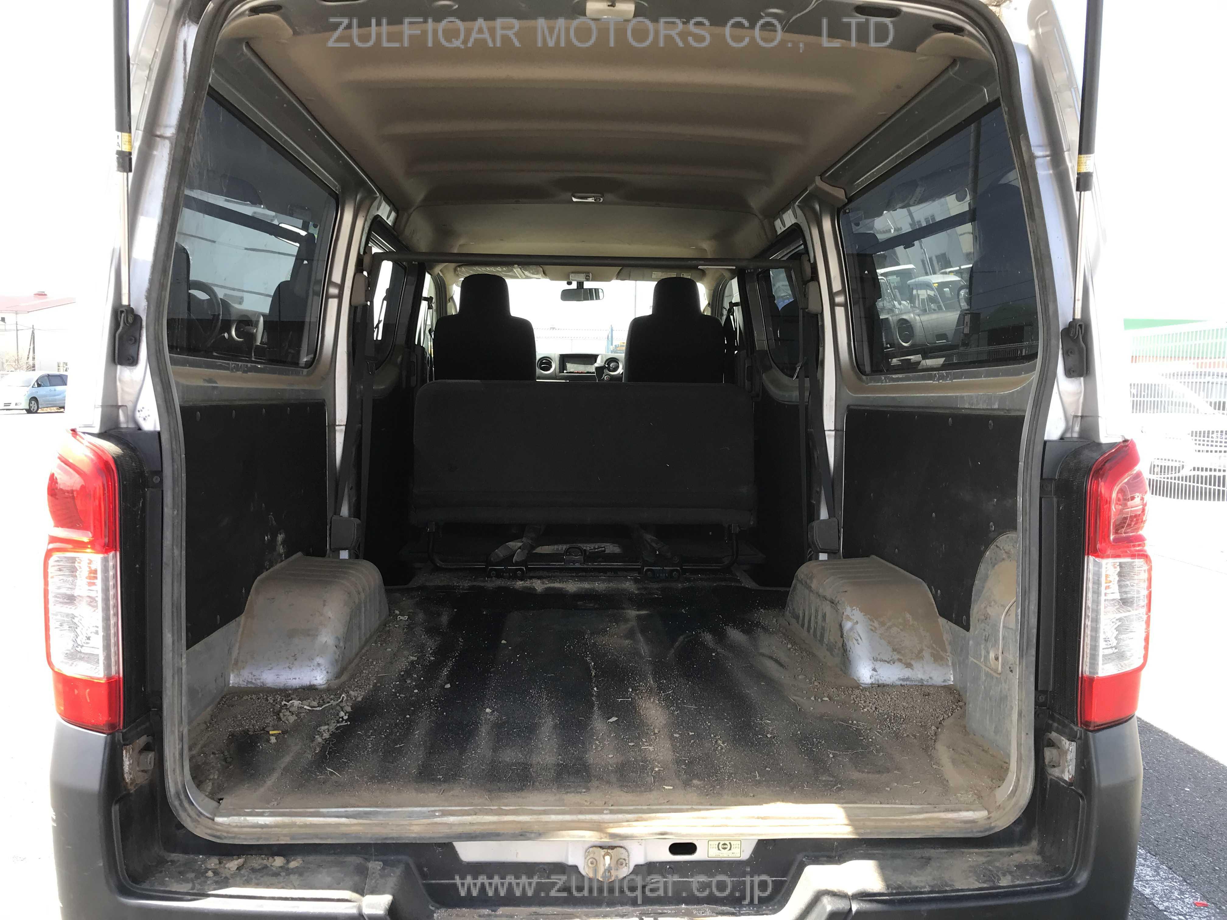 NISSAN NV350 CARAVAN 2017 Image 22