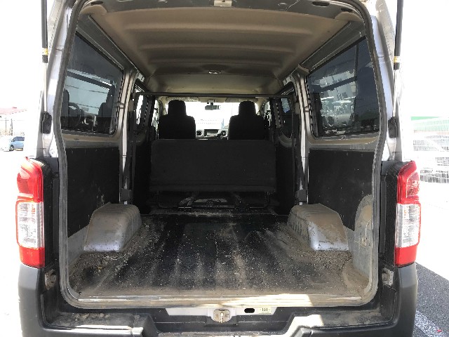 NISSAN NV350 CARAVAN 2017 Image 22