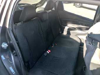 TOYOTA VITZ 2017 Image 18