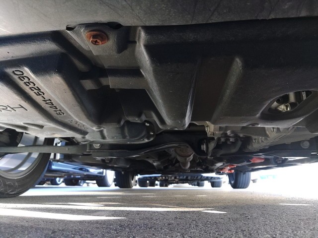 TOYOTA VITZ 2017 Image 27